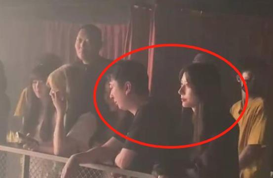 浙江男网红吃瓜事件是真的吗,真相揭秘还是网络炒作？  第3张